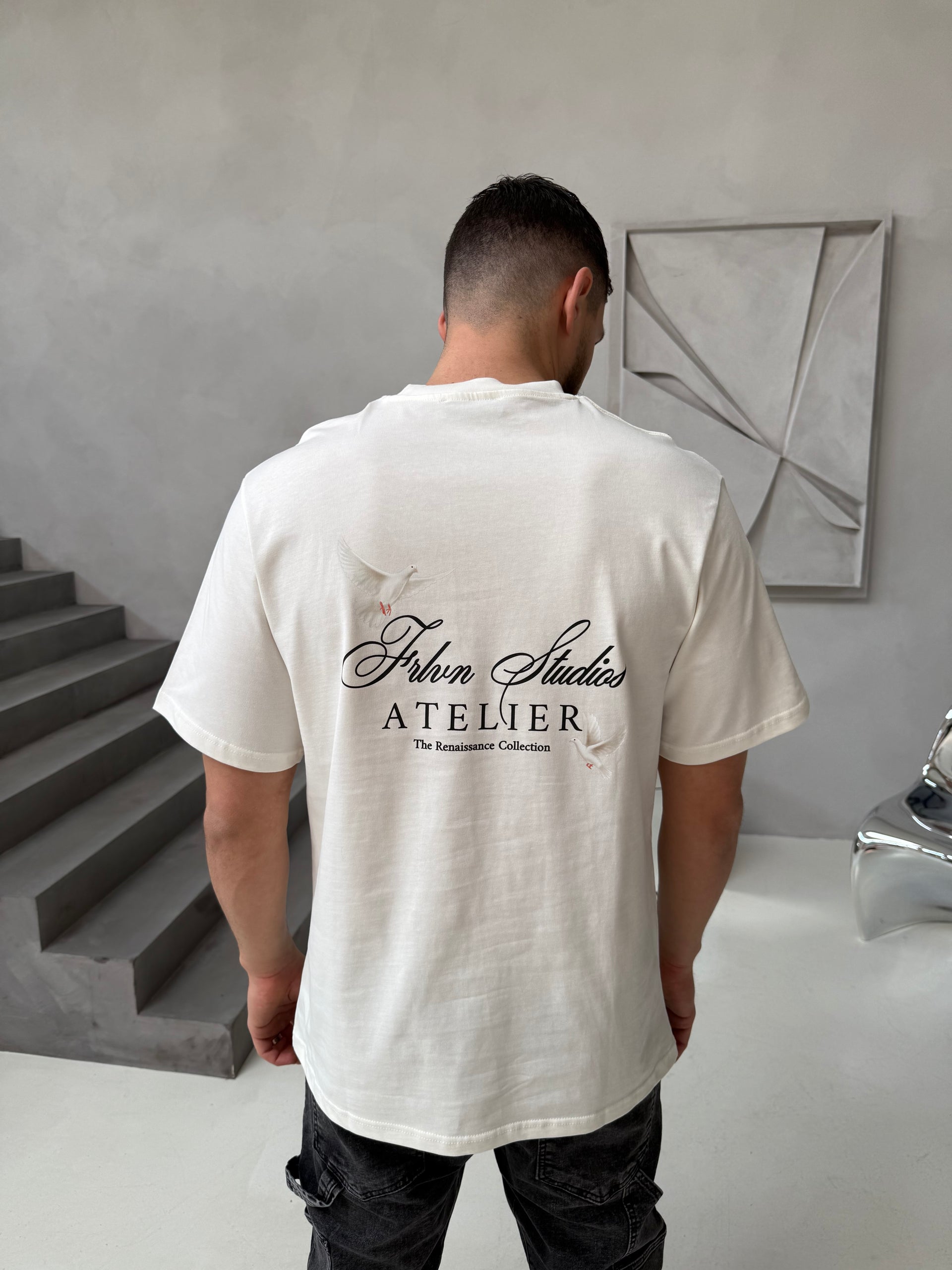 T-shirt STUDIO blanc