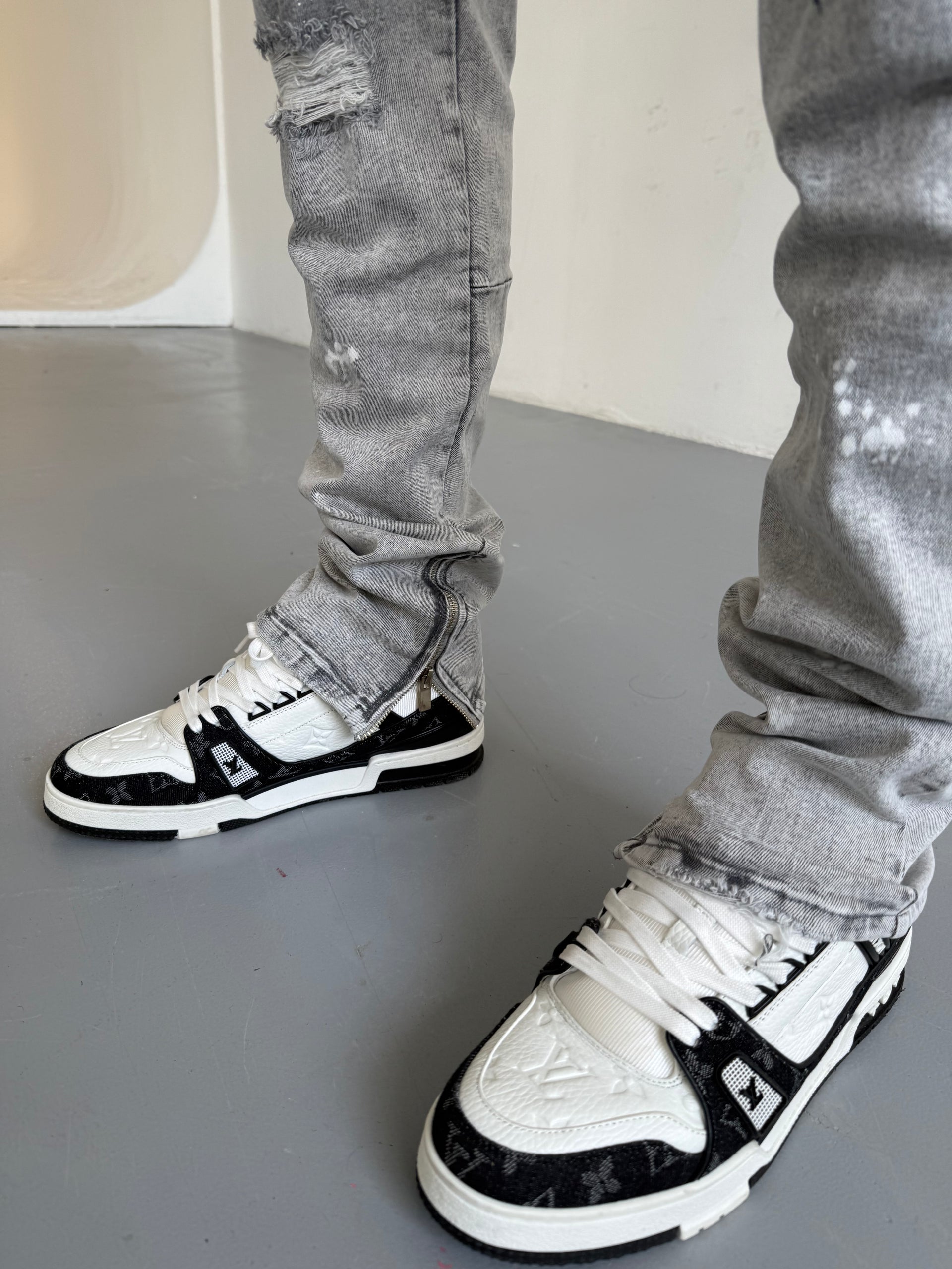 Jean zippé gris LL353