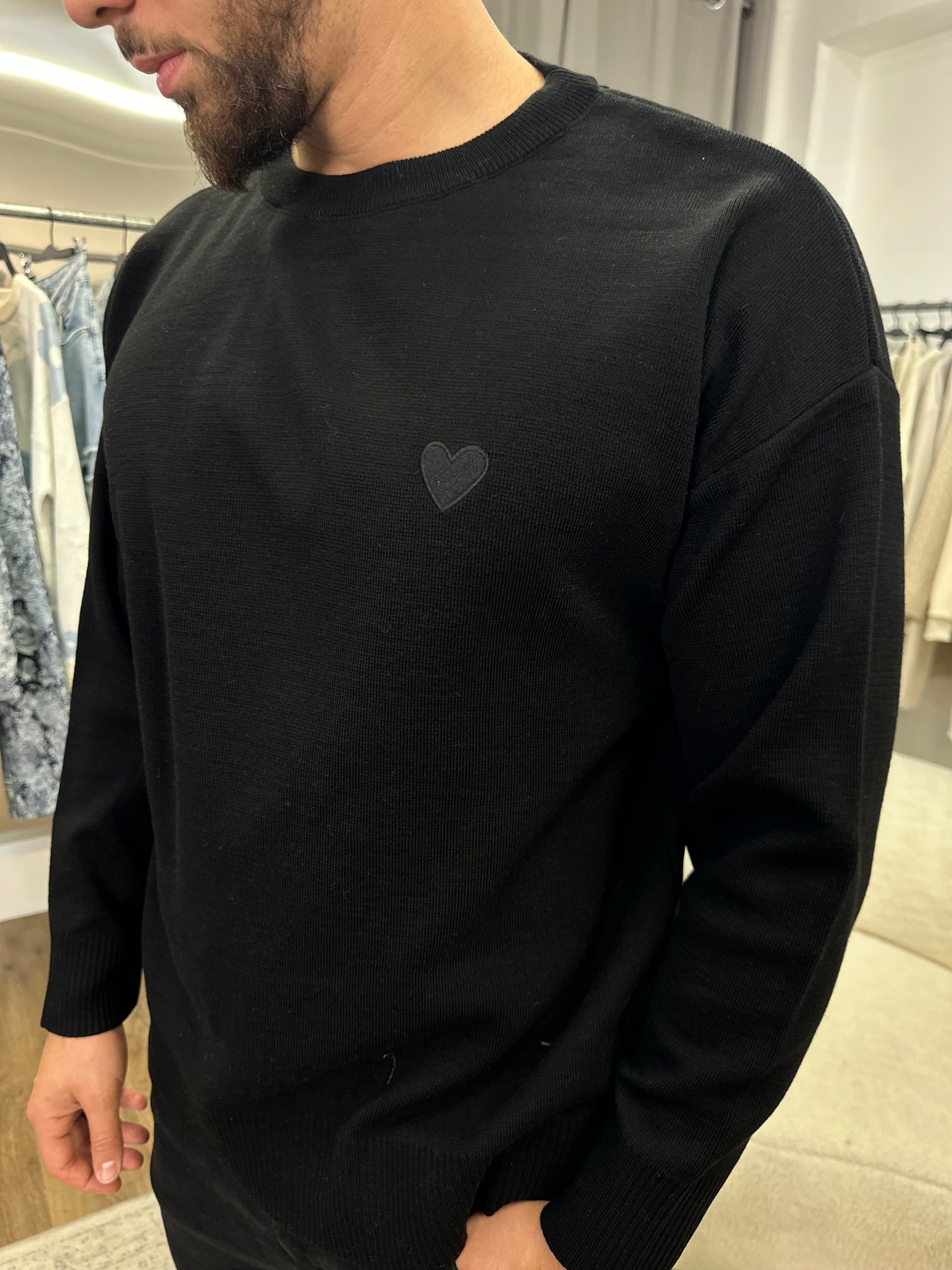 Pull COEUR noir