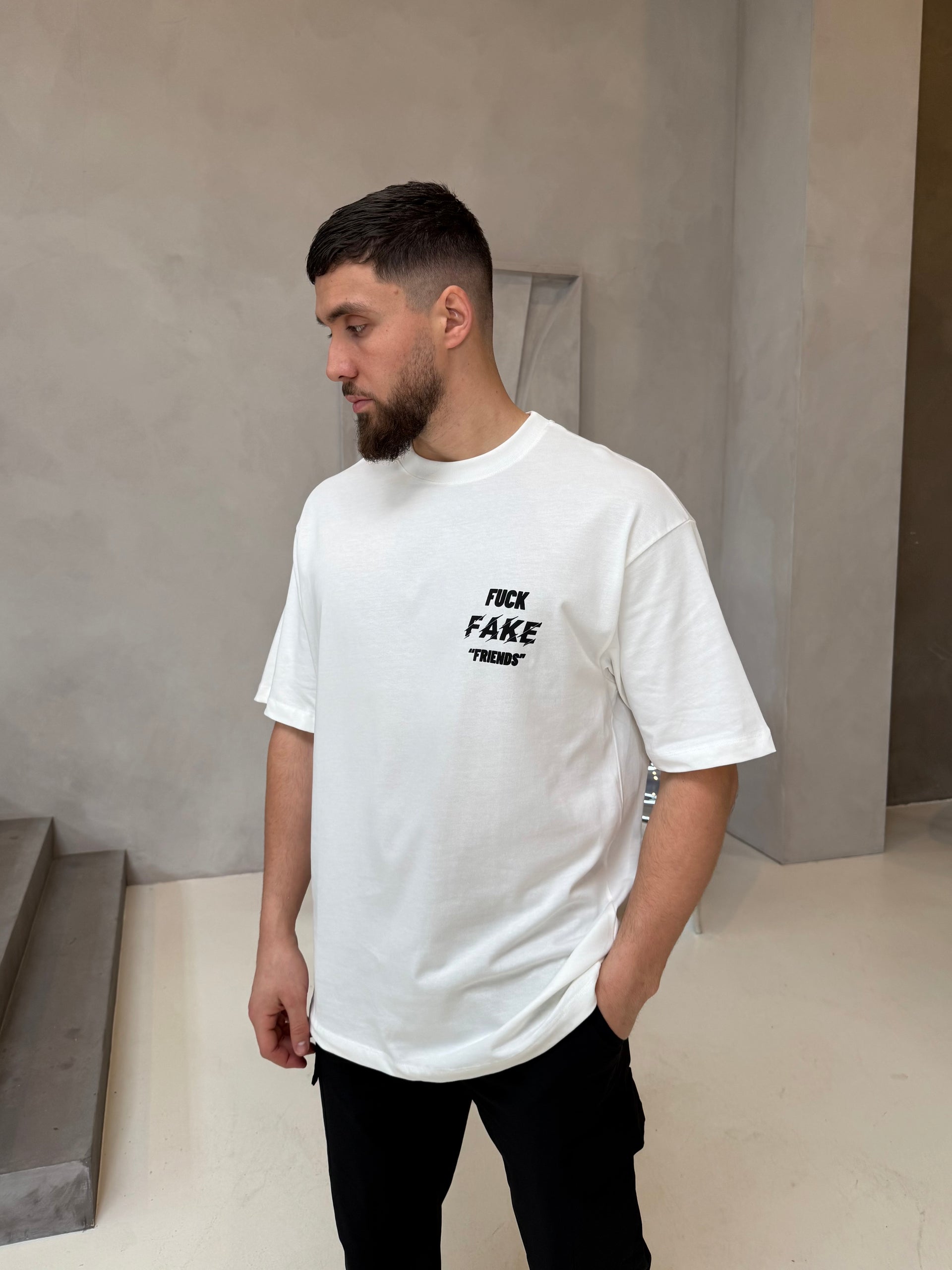 T-shirt FAKE FRIENDS blanc