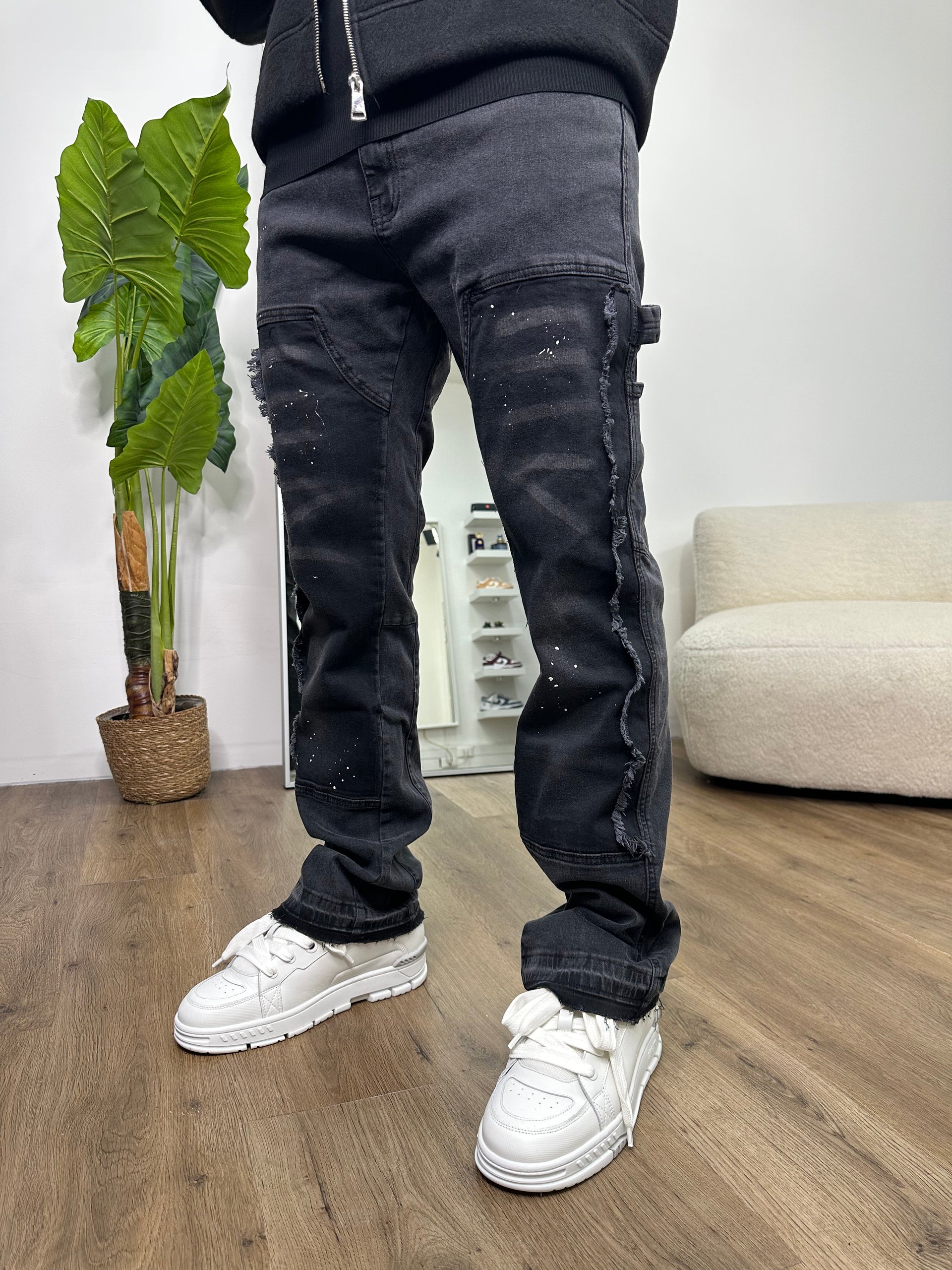 FLARE jeans destroyed black