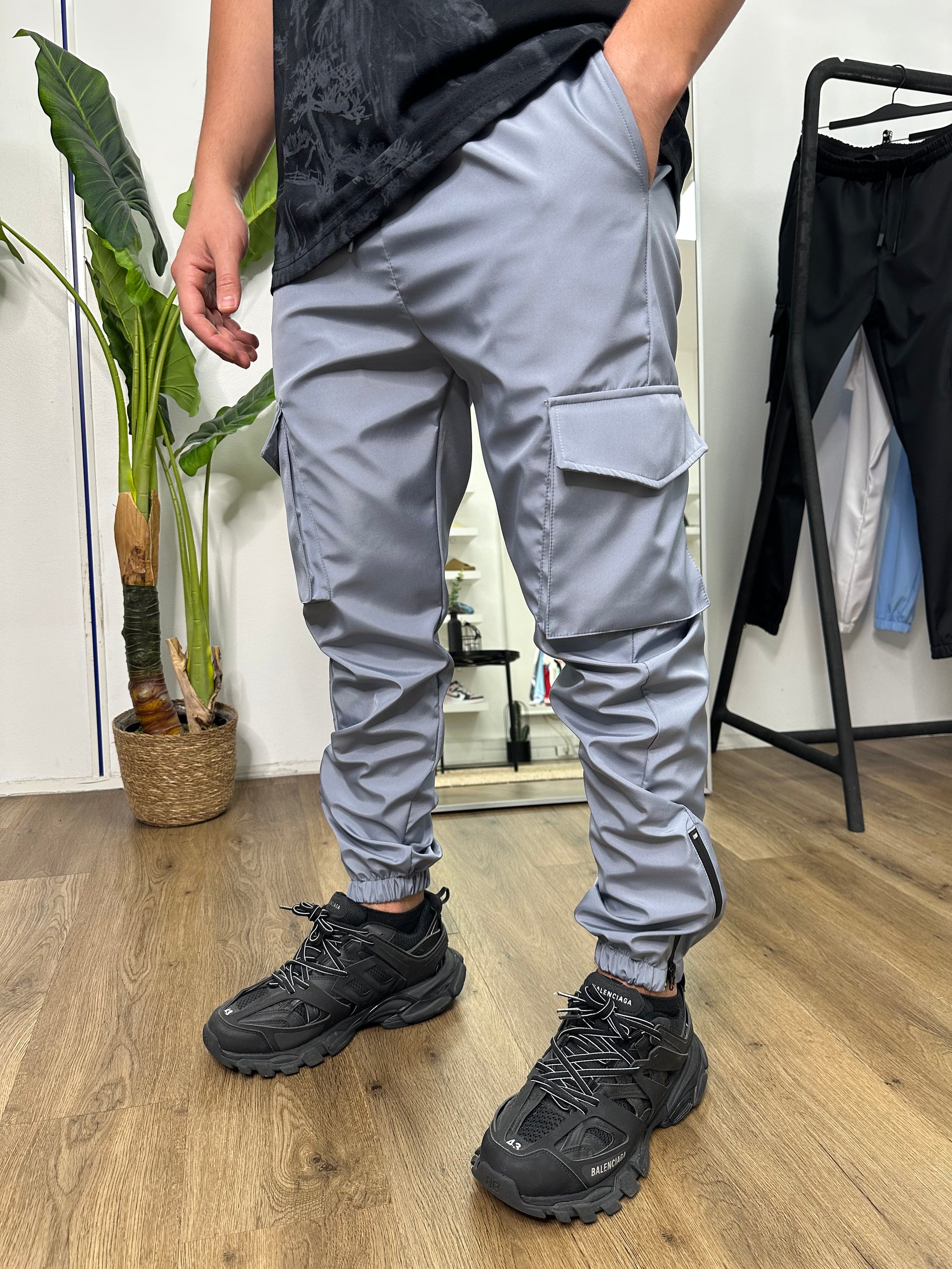 Cargo MIO gray