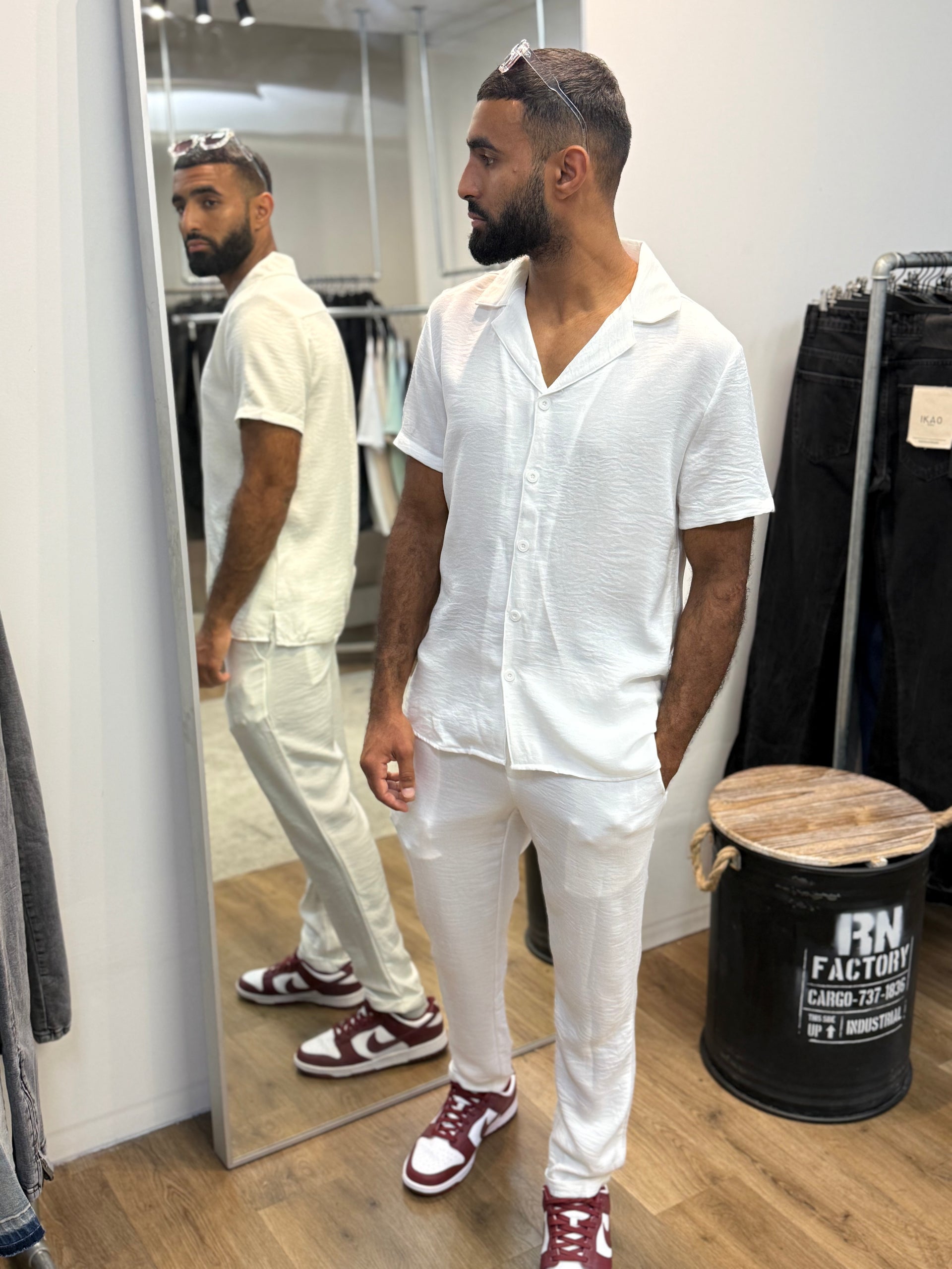 Ensemble lin blanc