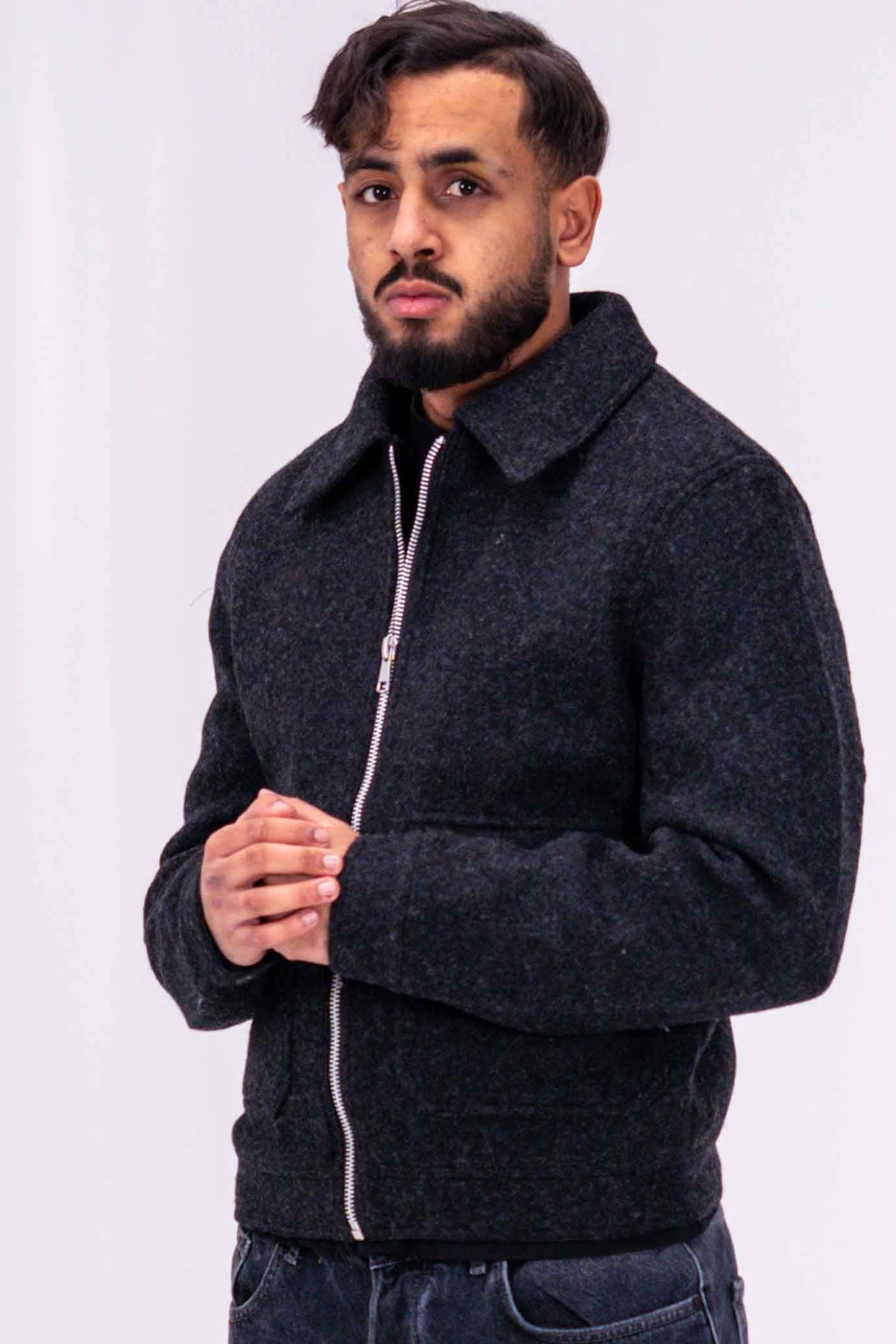 veste épaisse cintré